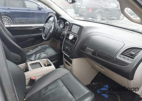 2013 Chrysler Town & Country Touring from USA, damaged, VIN 2C4RC1BG0DR821707